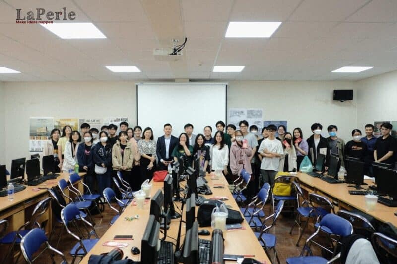 Second-year students of University of Architecture Ho Chi Minh City participated in the discussion with LaPerle about career development pathways.